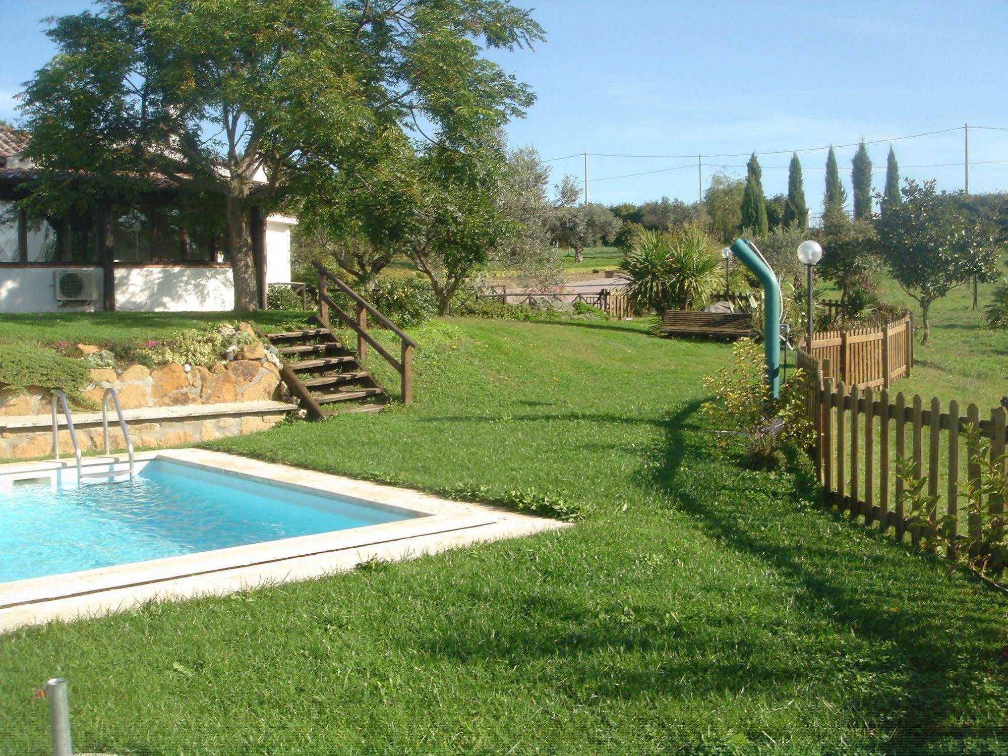 Villa Le Rondini 트레비나노로마노 외부 사진